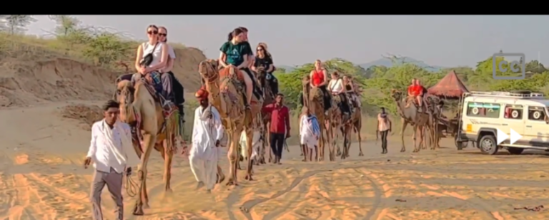 Is Pushkar Safe for Solo Female Travelers?  पुष्कर महिला यात्रियों के लिए कितनी सुरक्षित है: पूरी जानकारी