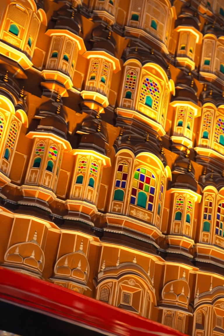 हवामहल जयपुर क्यों है खास? जानिए इतिहास, रोचक तथ्य और विज़िट टिप्स