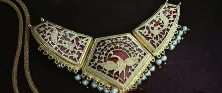 बीकानेर में कुंदन का काम: शाही चमक और पुश्तैनी हुनर की पूरी जानकारी (Kundan Work in Bikaner: Full Guide to Royal Craft)
