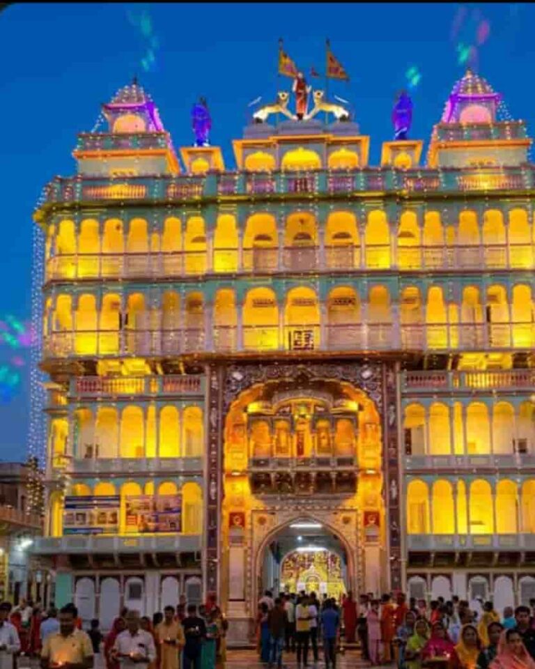 दादी जी का खजाना और चमत्कारी त्रिशूल: जानें राणी सती मंदिर झुंझुनू का रहस्य और यात्रा गाइड। (Dadi Ji Jhunjhunu Guide)