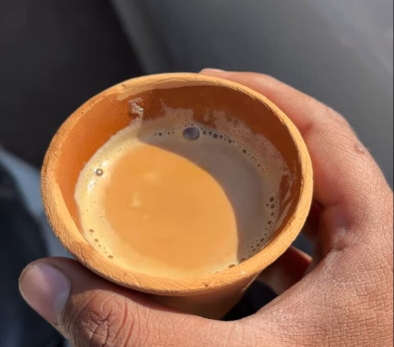साहू चाय जयपुर: पीएम और सीएम सब कायल है स्वाद की इस विरासत के (Sahu Chai Jaipur: A Legacy of Taste Since 1968)